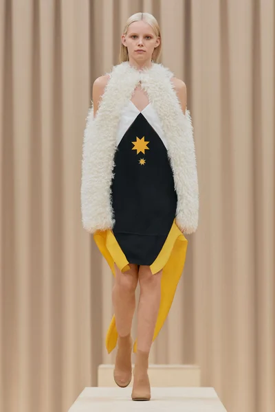 Look 43